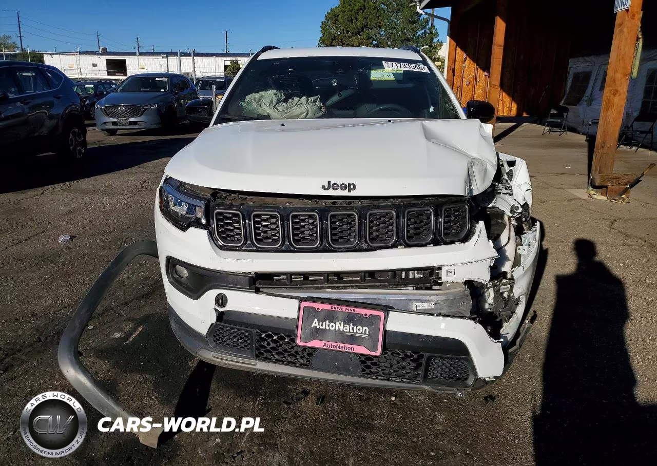 2025 Jeep Compass Latitude VIN:3C4NJDBN9ST609936 - 5