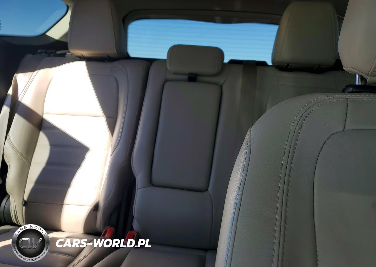 2018 Ford Escape Sel VIN:1FMCU9HD2JUC36197 - 10