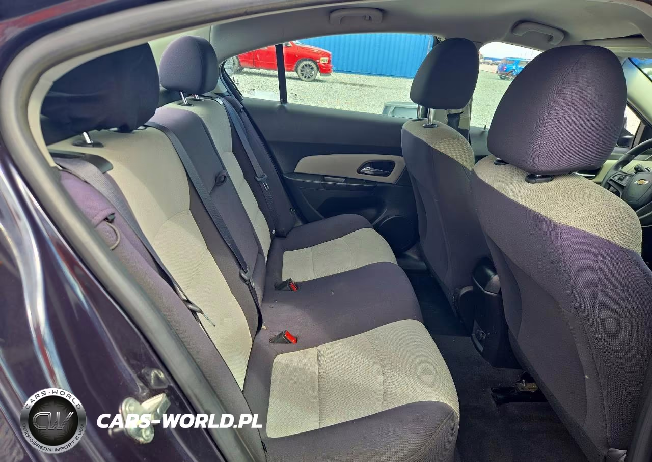 2014 Chevrolet Cruze Ls VIN:1G1PA5SH2E7114777 - 10