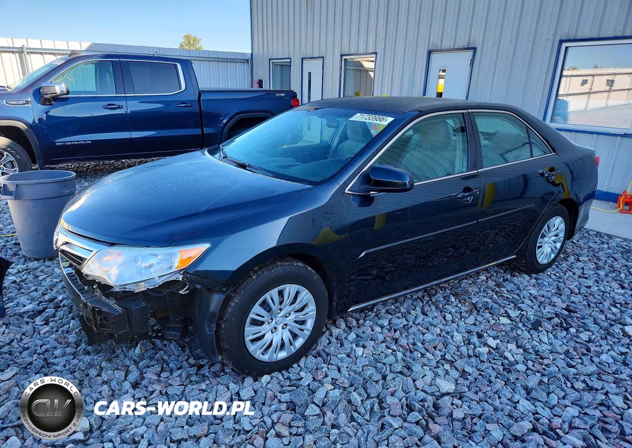 2014 Toyota Camry Le VIN:4T4BF1FK1ER444320 - 1