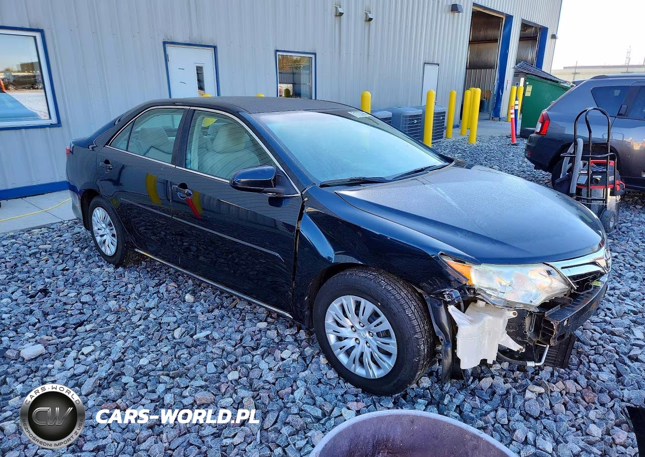2014 Toyota Camry Le VIN:4T4BF1FK1ER444320 - 4
