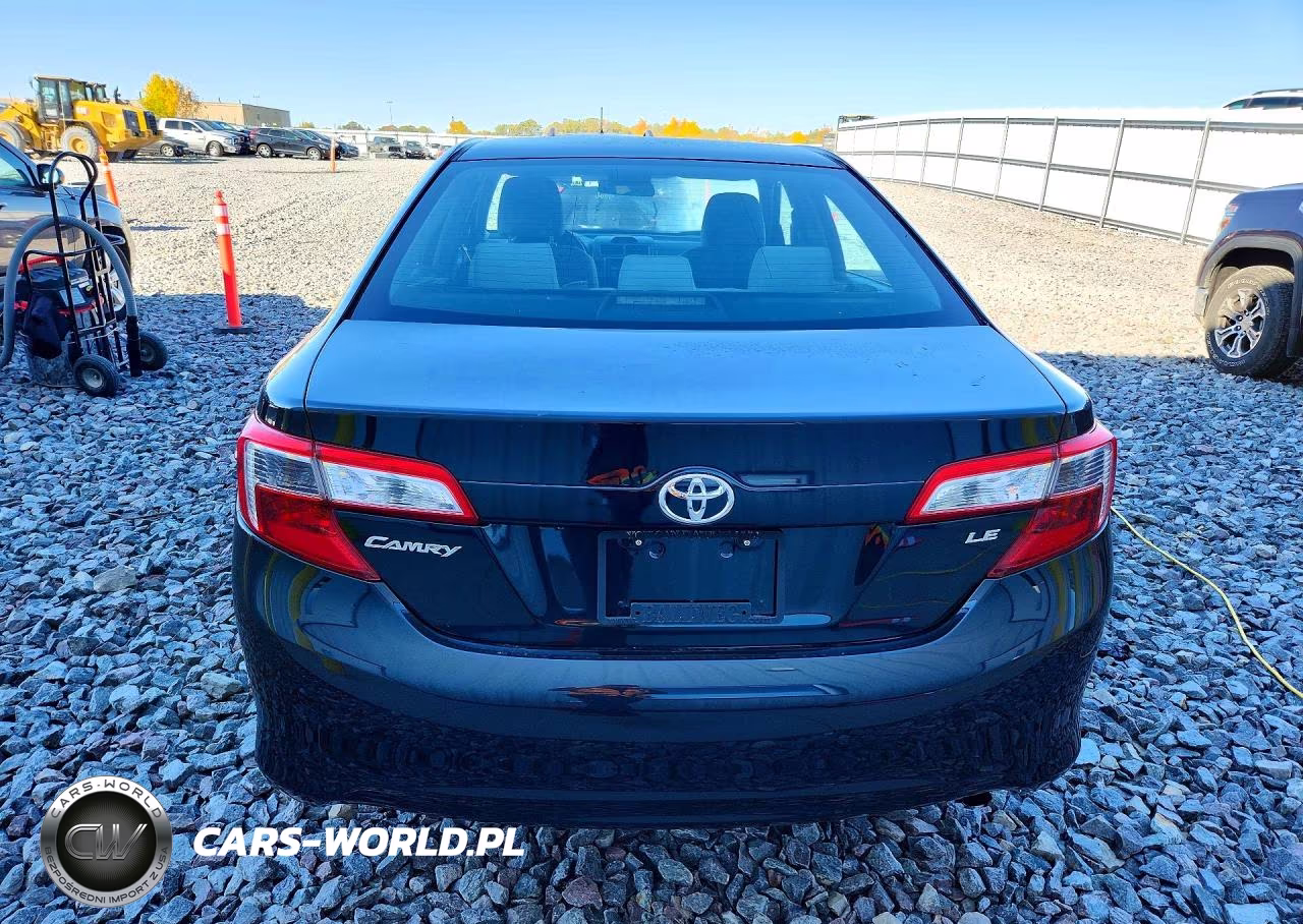 2014 Toyota Camry Le VIN:4T4BF1FK1ER444320 - 6