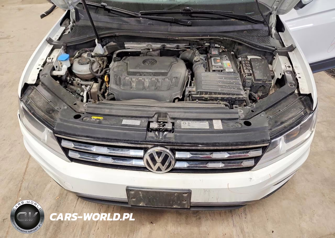 2018 Volkswagen Tiguan S VIN:3VV1B7AX0JM017092 - 12