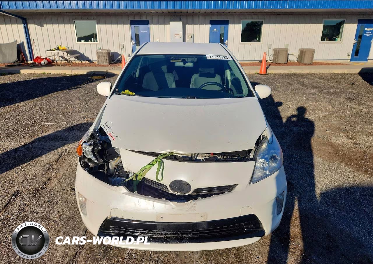 2015 Toyota Prius Two VIN:JTDKN3DU5F1926535 - 5