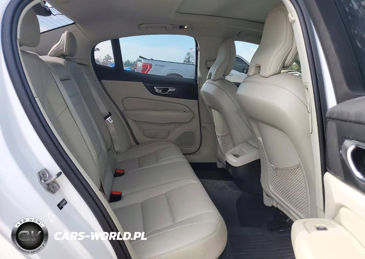 2019 Volvo S60 T6 Momentum VIN:7JRA22TK7KG015601 - 10