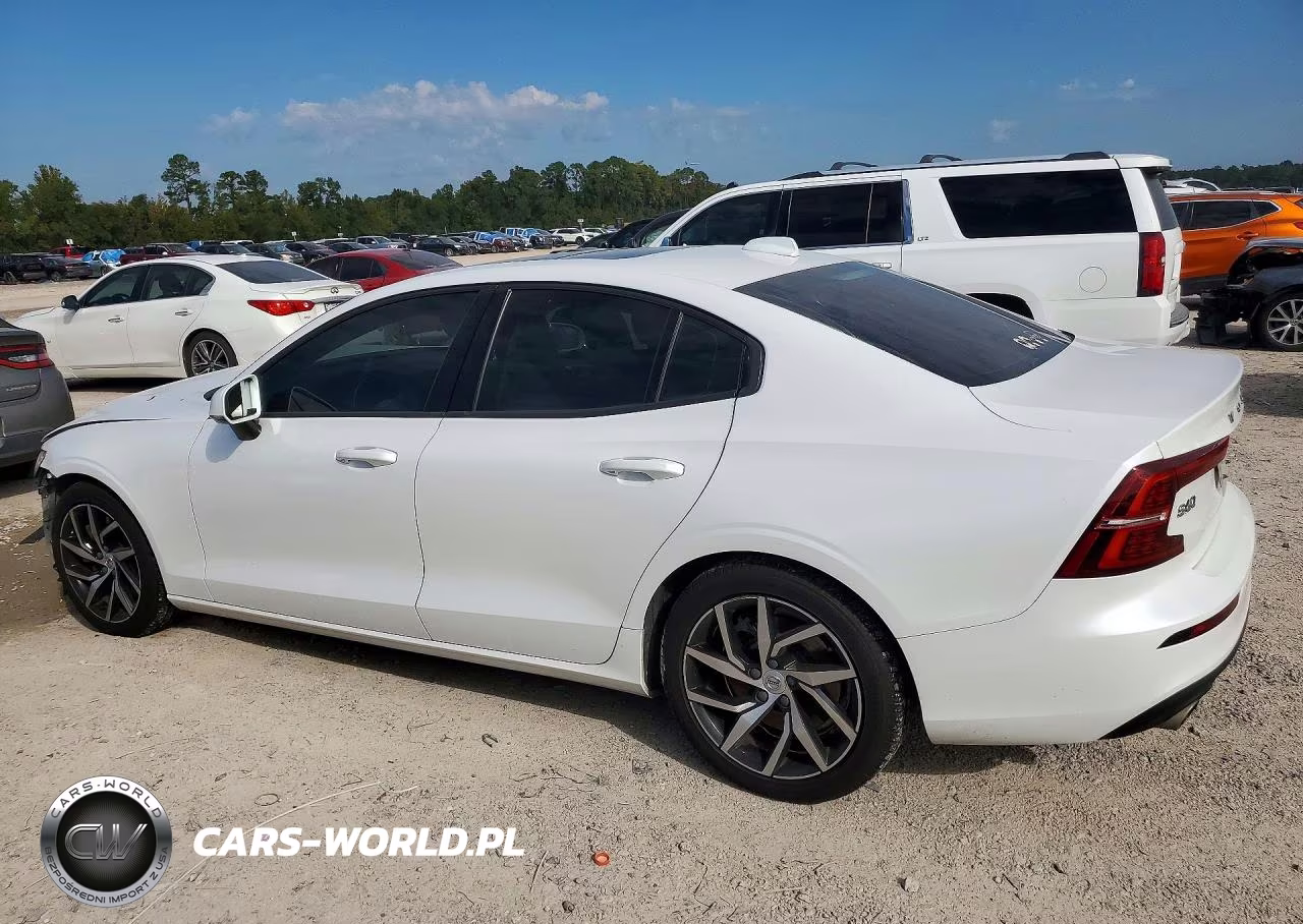 2019 Volvo S60 T6 Momentum VIN:7JRA22TK7KG015601 - 2