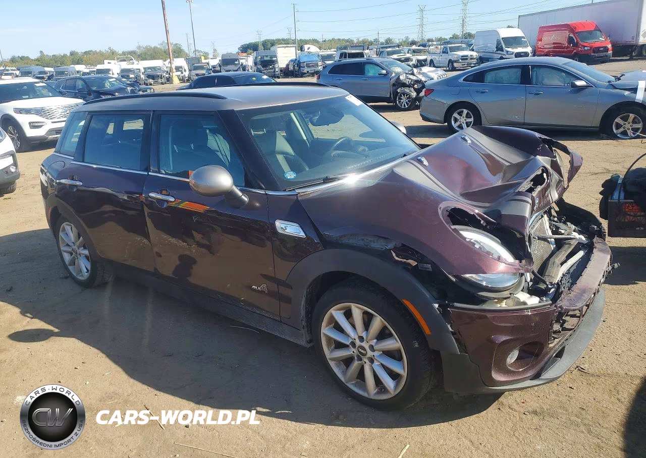 2017 Mini Cooper S Clubman All4 VIN:WMWLU5C50H2E81938 - 4