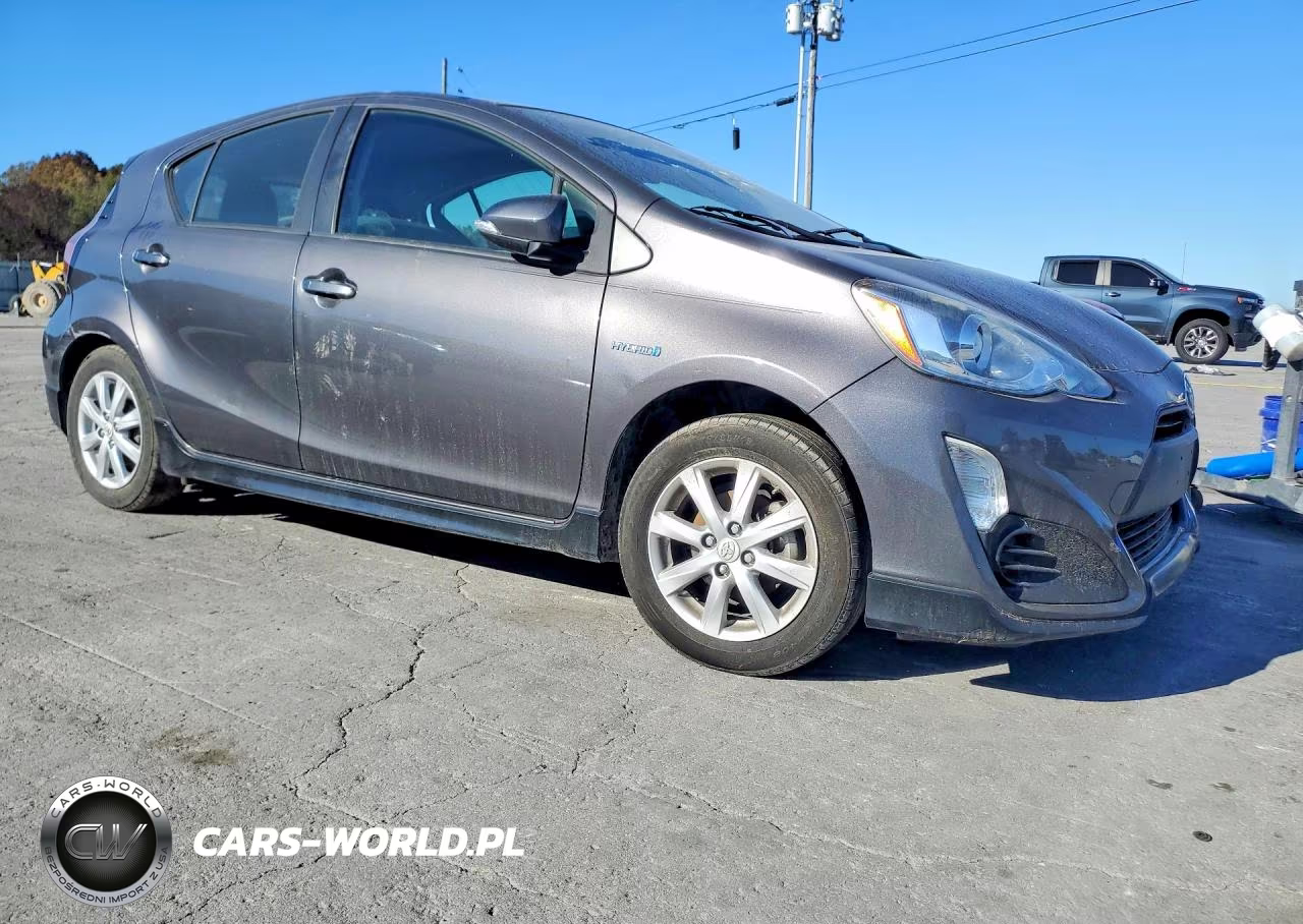 2017 Toyota Prius C Two VIN:JTDKDTB3XH1594561 - 4