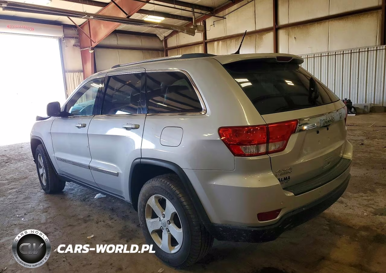 2013 Jeep Grand Cherokee Laredo VIN:1C4RJFAG6DC548849 - 2
