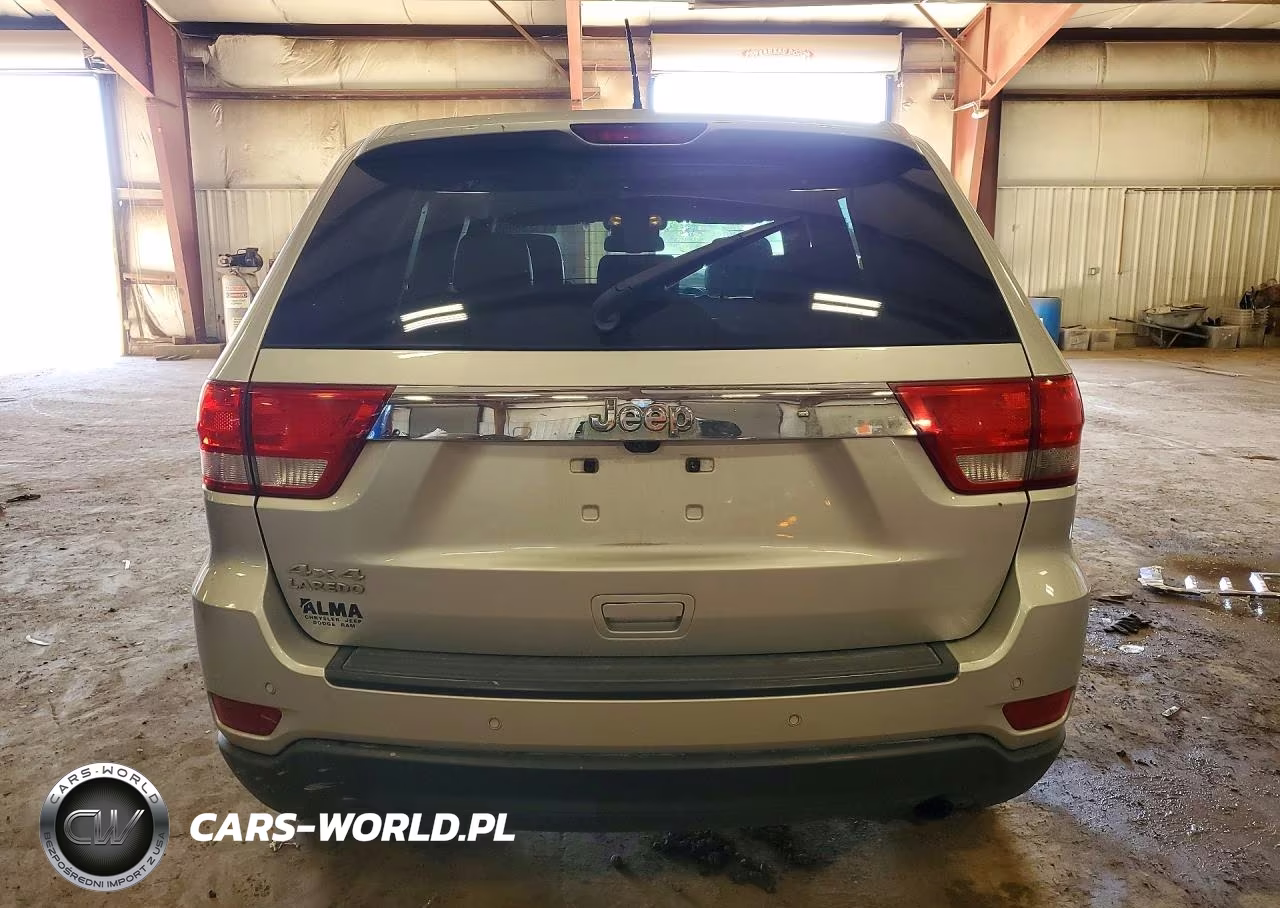 2013 Jeep Grand Cherokee Laredo VIN:1C4RJFAG6DC548849 - 6