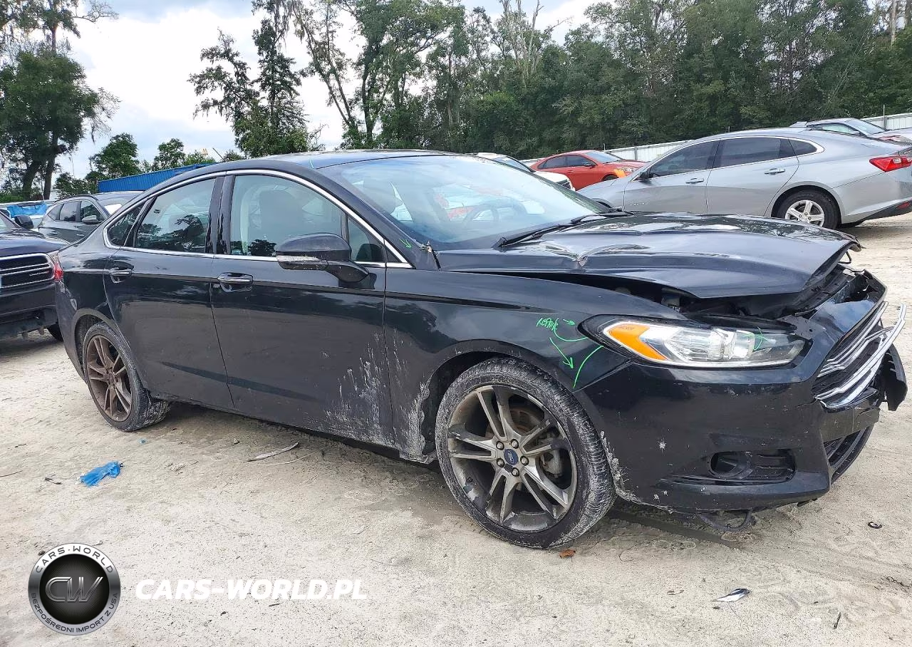 2013 Ford Fusion Titanium VIN:3FA6P0K95DR187832 - 4