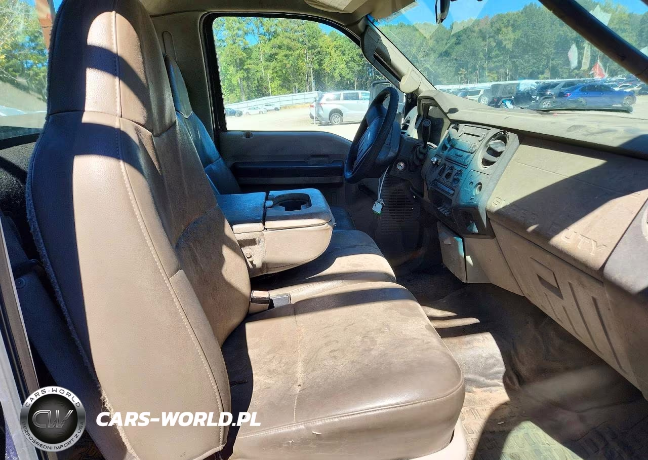 2008 Ford F350 Super Duty VIN:1FDWF36598ED90281 - 11