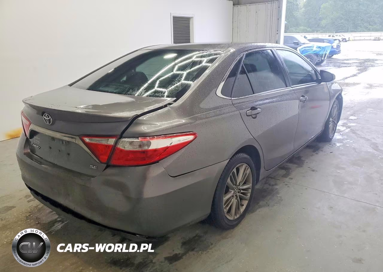 2016 Toyota Camry Se VIN:4T1BF1FK9GU130279 - 3