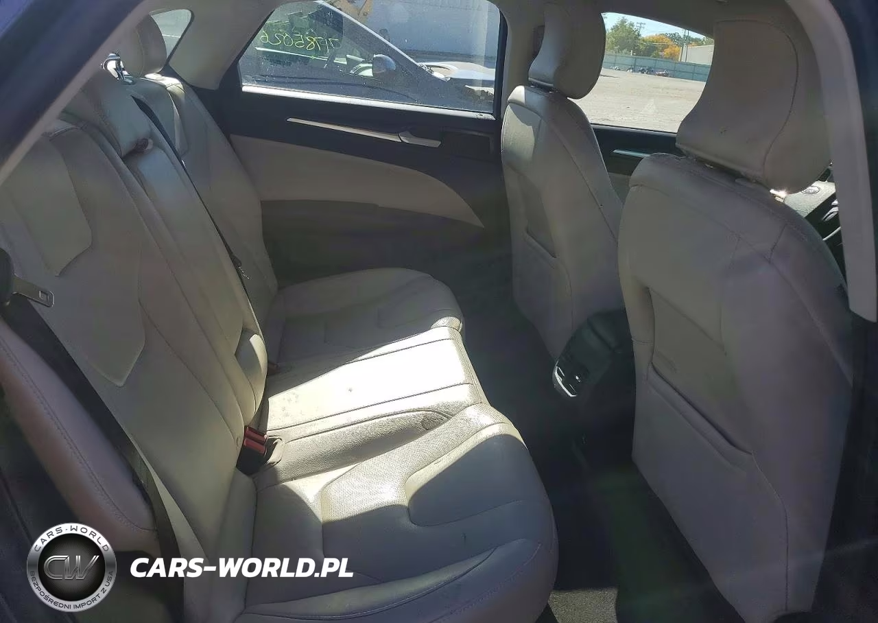 2018 Ford Fusion Titanium-Platinum VIN:3FA6P0D97JR247389 - 10