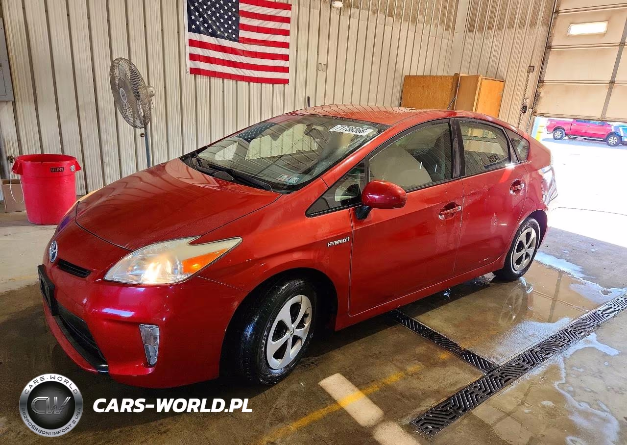 2013 Toyota Prius Three