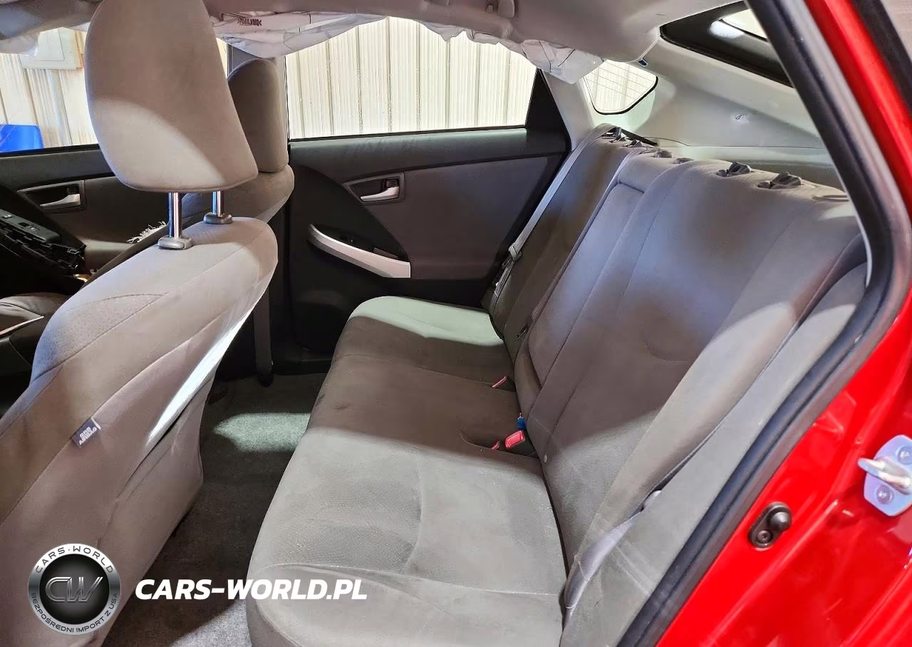 2013 Toyota Prius Three VIN:JTDKN3DU6D1733405 - 10