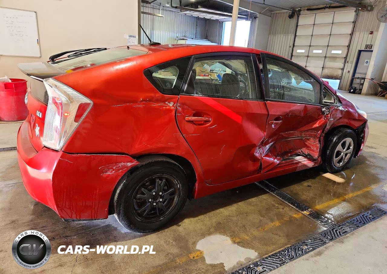 2013 Toyota Prius Three VIN:JTDKN3DU6D1733405 - 3
