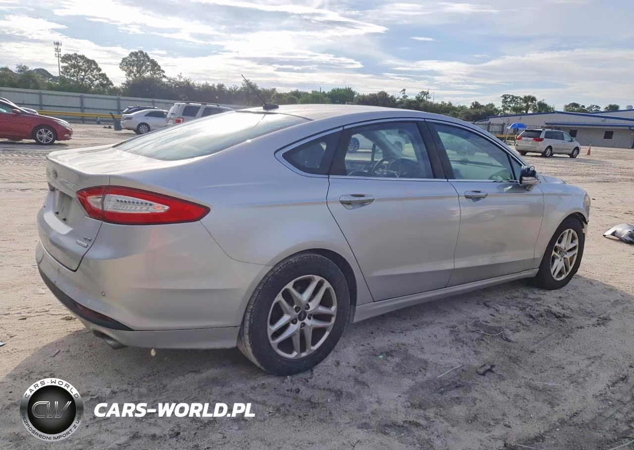 2013 Ford Fusion Se VIN:3FA6P0HR0DR112589 - 3