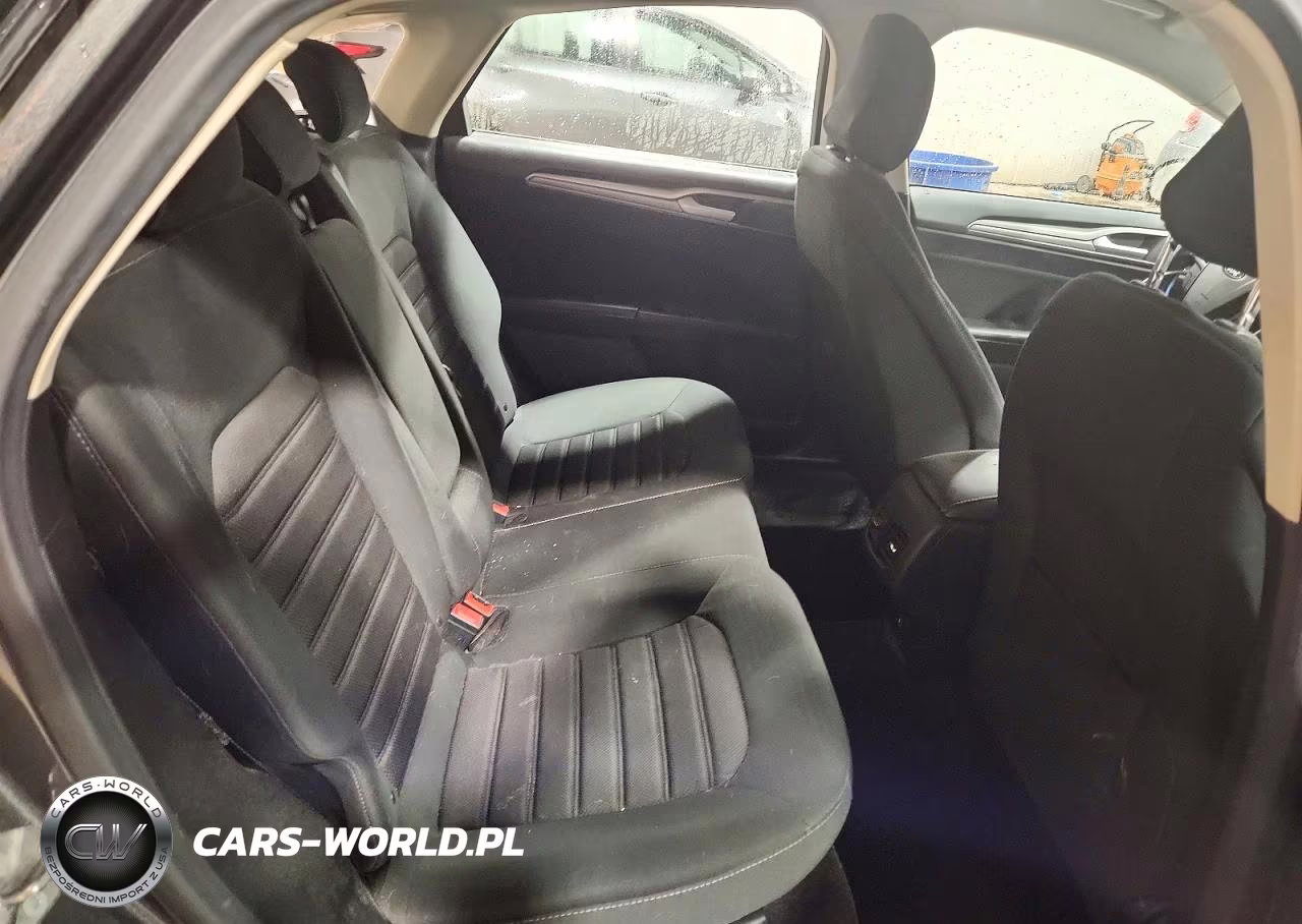2020 Ford Fusion Se VIN:3FA6P0HD5LR263611 - 10