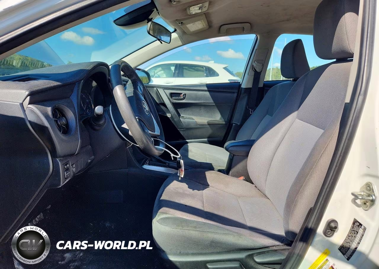 2019 Toyota Corolla L VIN:5YFBURHEXKP911706 - 7