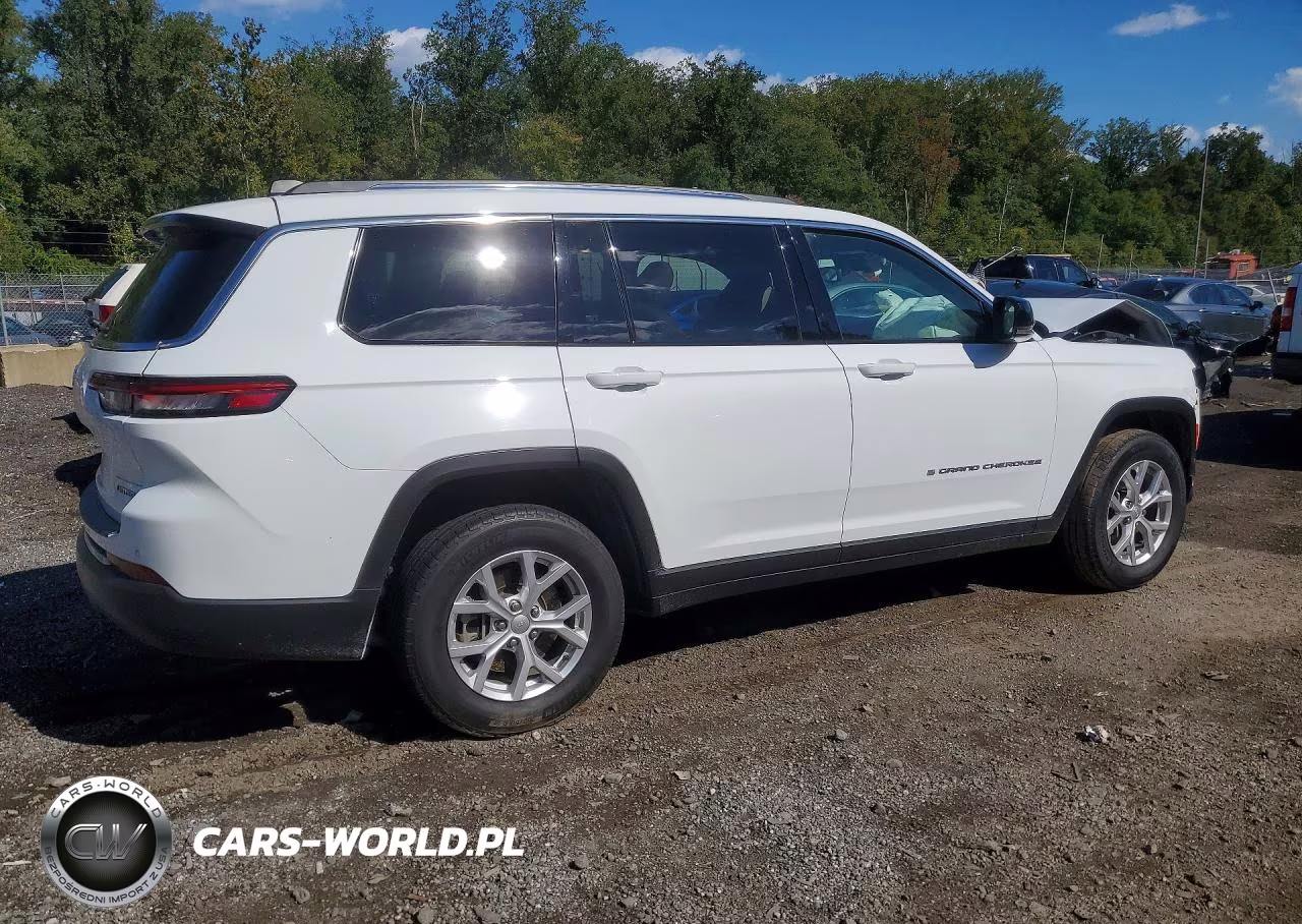 2023 Jeep Grand Cherokee L Limited VIN:1C4RJKBG7P8852674 - 3