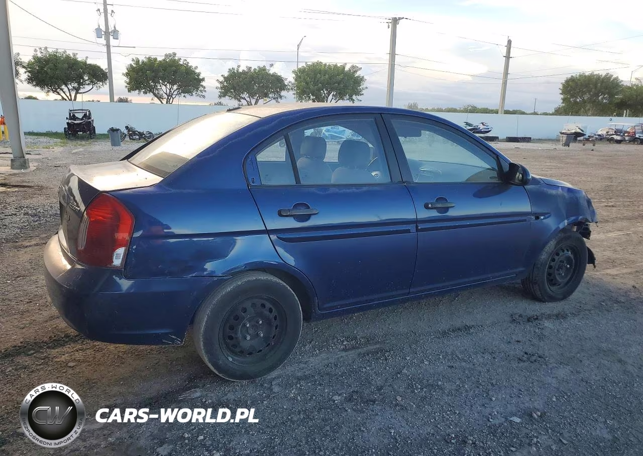 2009 Hyundai Accent Gls VIN:KMHCN46C79U309456 - 3