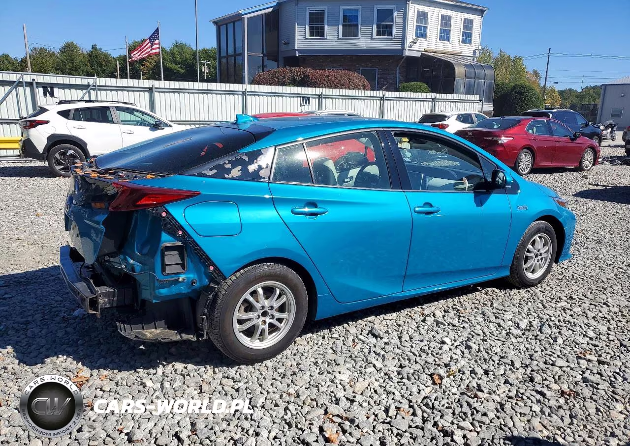 2018 Toyota Prius Prime Premium VIN:JTDKARFP6J3079365 - 3