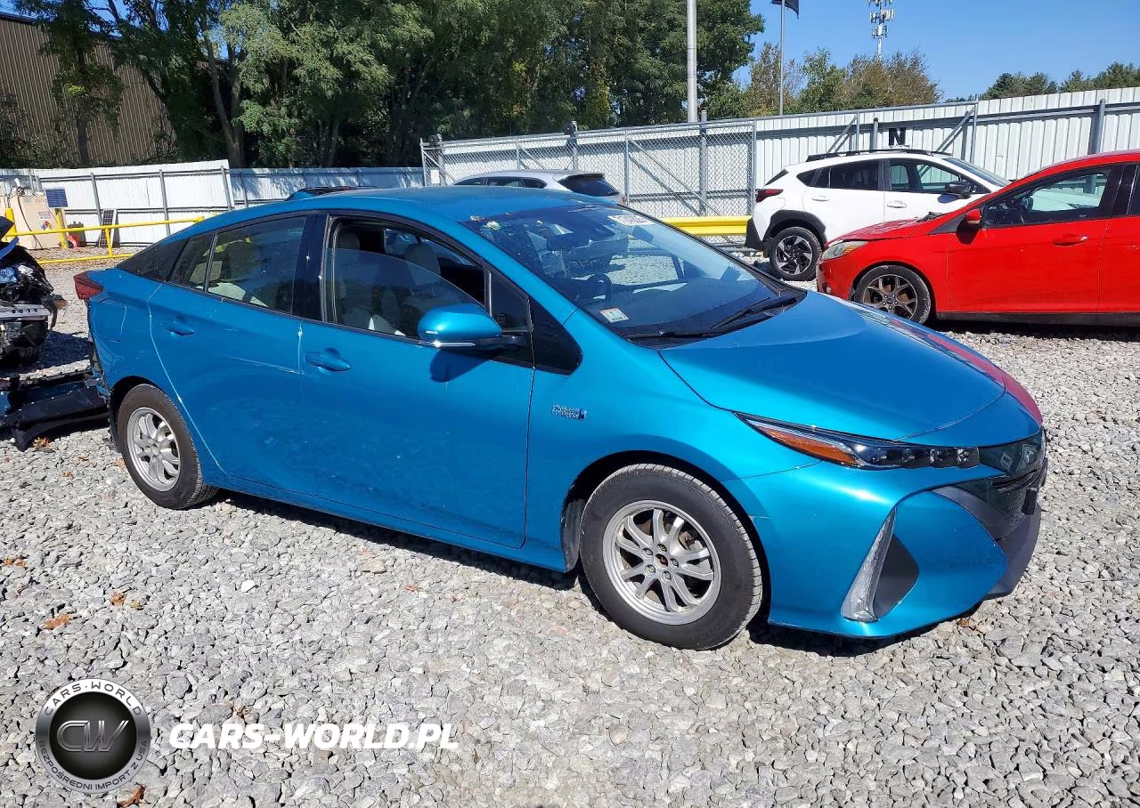 2018 Toyota Prius Prime Premium VIN:JTDKARFP6J3079365 - 4