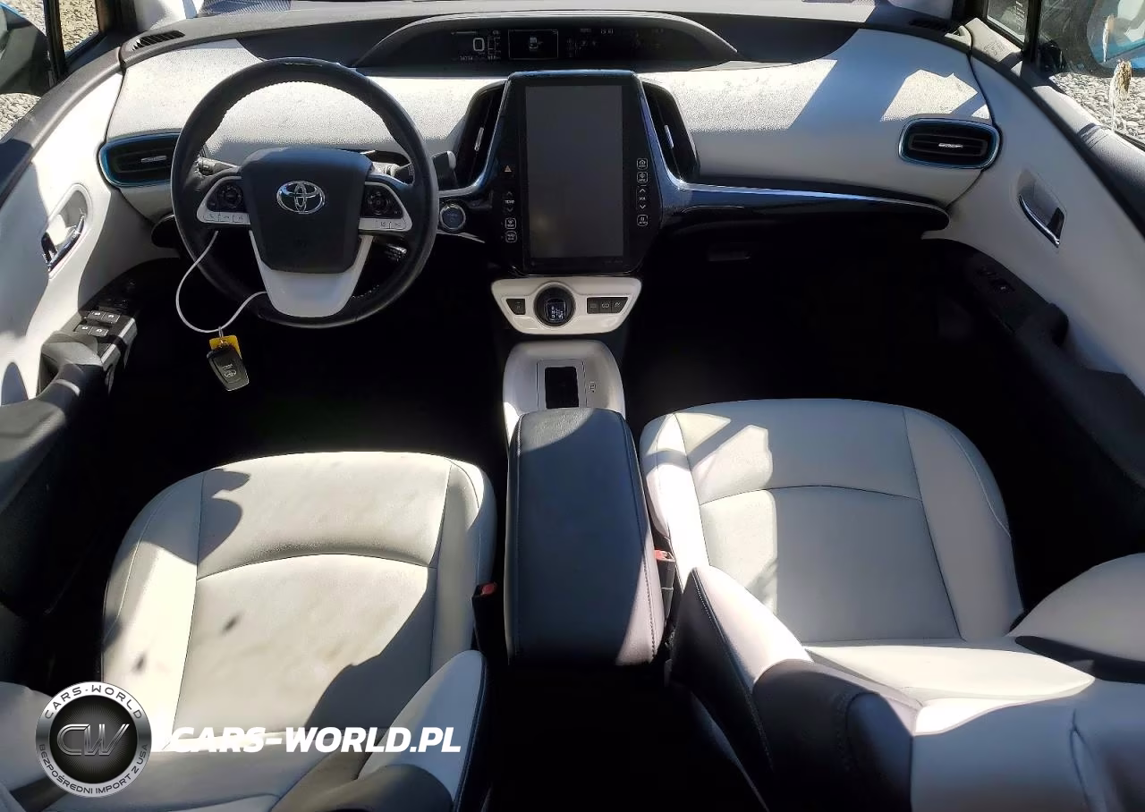 2018 Toyota Prius Prime Premium VIN:JTDKARFP6J3079365 - 8
