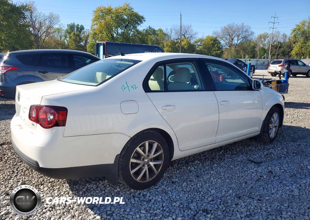 2010 Volkswagen Jetta Se VIN:3VWRX7AJ1AM125393 - 3