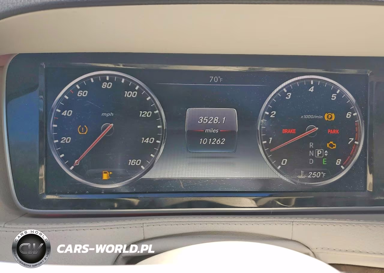 2015 Mercedes-Benz S 550 VIN:WDDUG8CB1FA196418 - 9