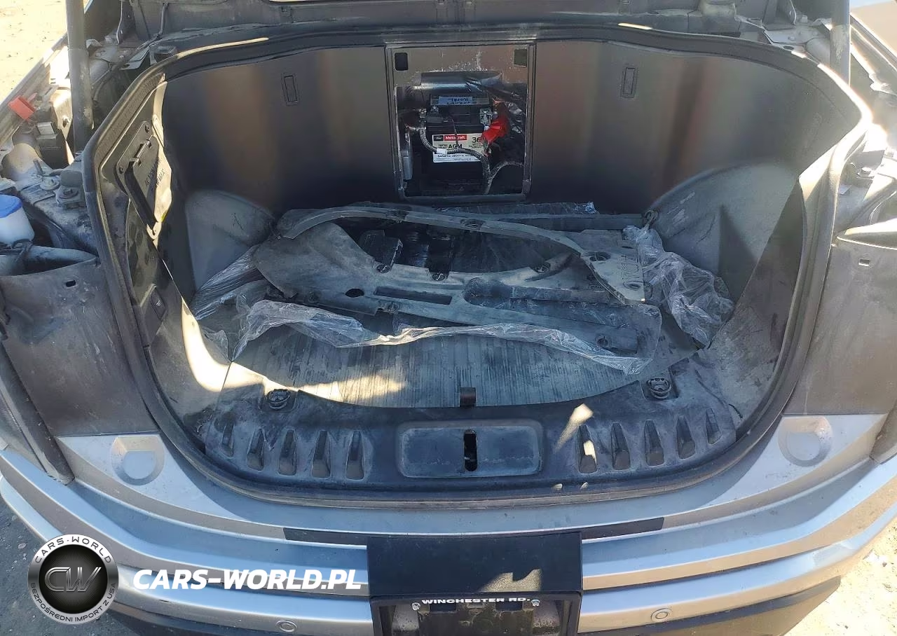 2023 Ford F150 Lightning Pro VIN:1FTVW1EV6PWG06523 - 11