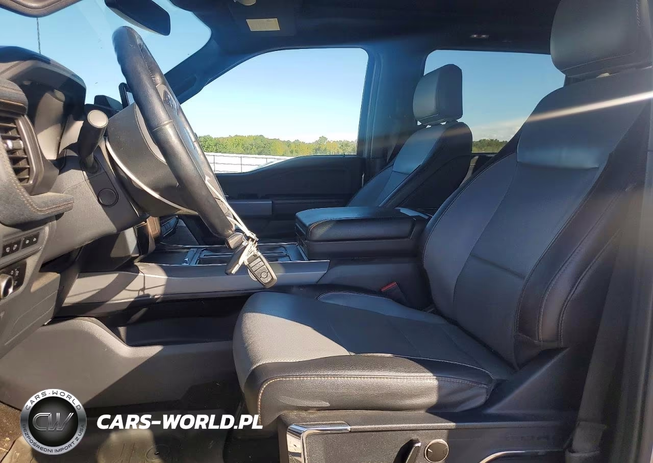 2023 Ford F150 Lightning Pro VIN:1FTVW1EV6PWG06523 - 7
