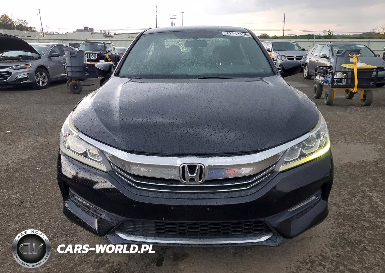 2017 Honda Accord Sport VIN:1HGCR2F59HA021826 - 5