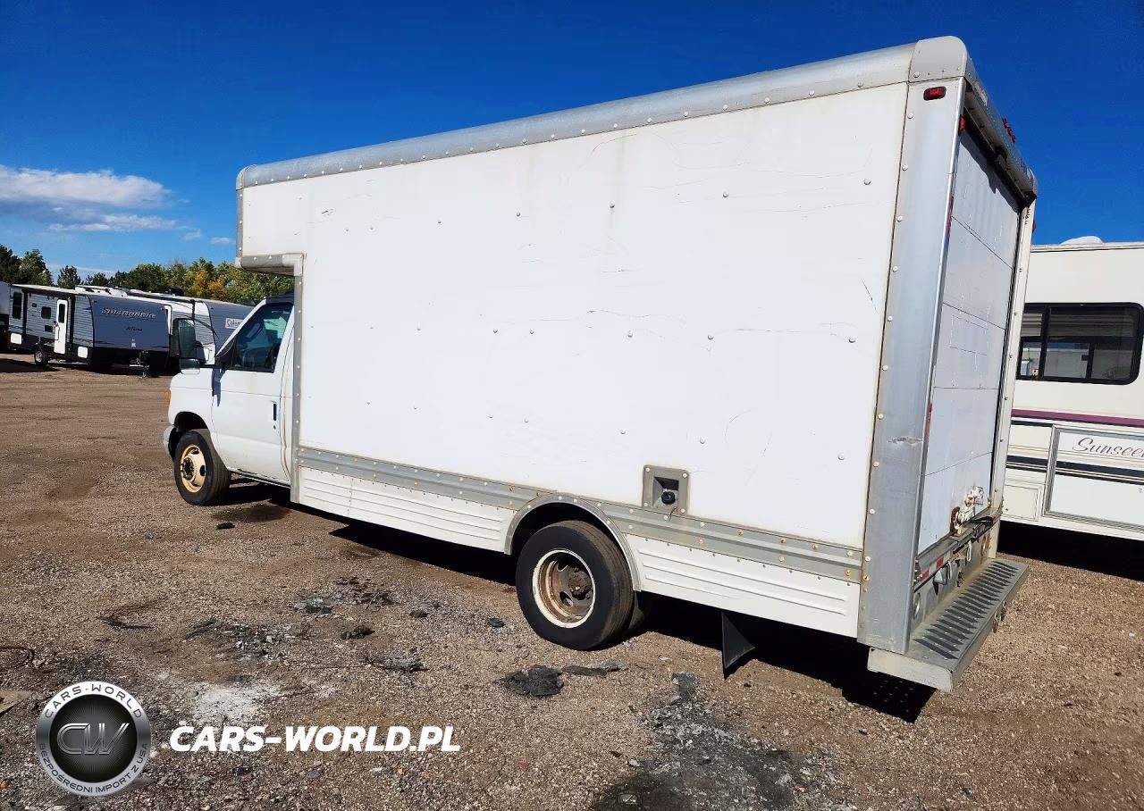 2007 Ford Econoline E450 Super Duty Cutaway Van VIN:1FDXE45S07DA18028 - 2