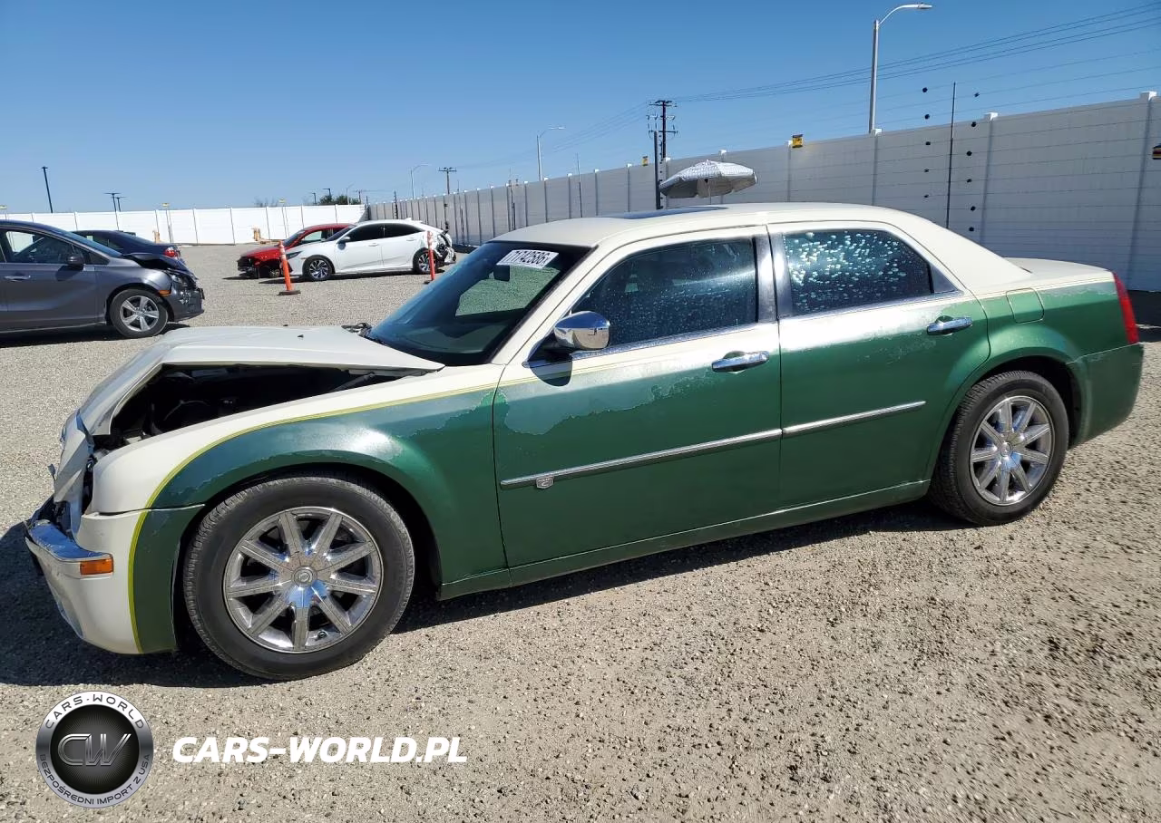 2009 Chrysler 300C VIN:2C3LA63T09H529125 - 1
