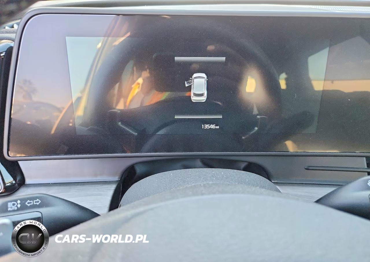 2025 Kia Sportage X Line VIN:KNDPYDDH3S7279419 - 9