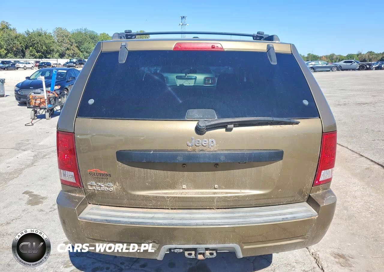 2009 Jeep Grand Cherokee Laredo VIN:1J8GR48K39C541064 - 6