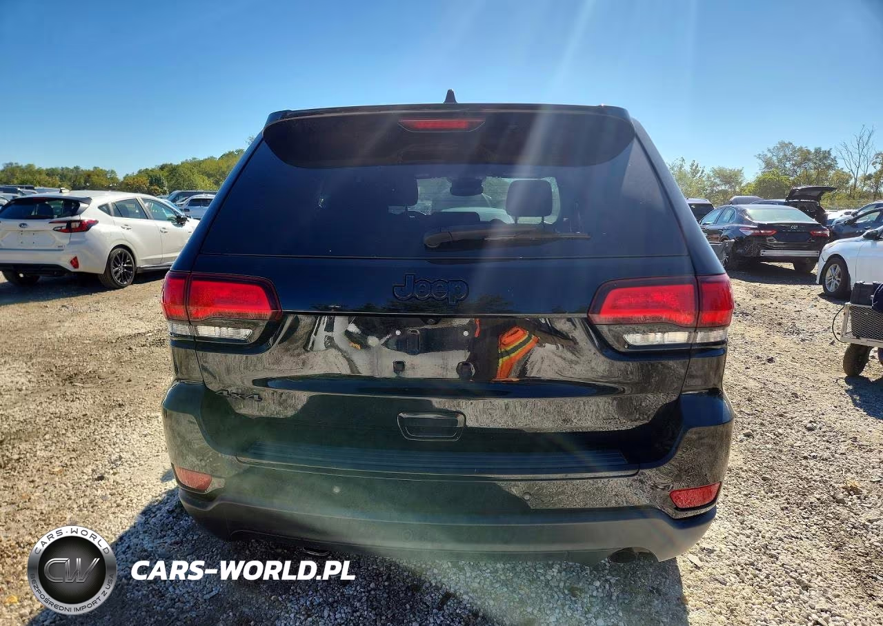 2018 Jeep Grand Cherokee Laredo VIN:1C4RJFAG1JC382011 - 6