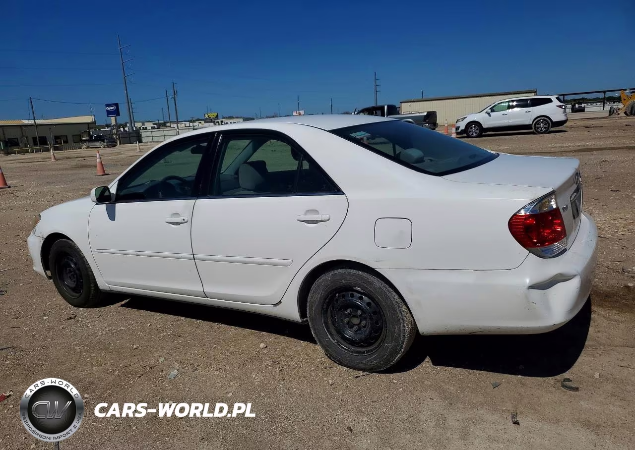 2005 Toyota Camry Le VIN:4T1BE32K95U393230 - 2