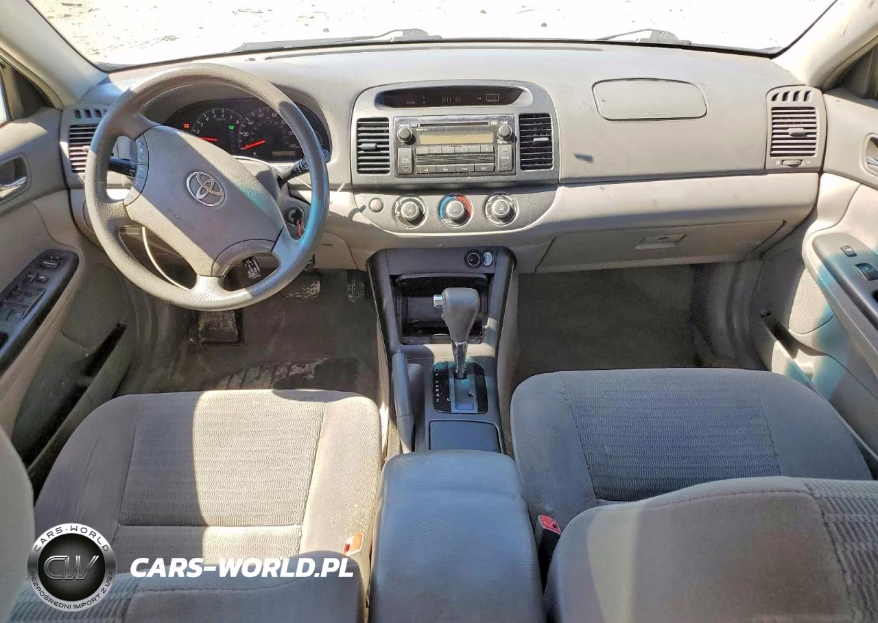 2005 Toyota Camry Le VIN:4T1BE32K95U393230 - 8