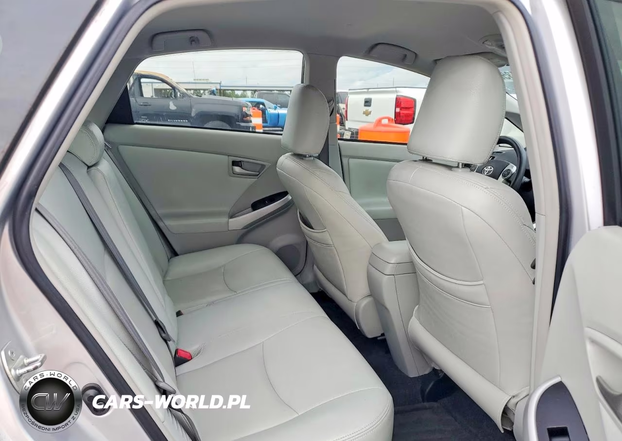 2012 Toyota Prius Two VIN:JTDKN3DU1C1558480 - 11
