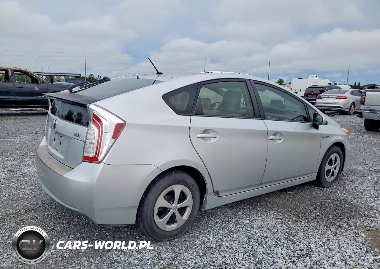 2012 Toyota Prius Two VIN:JTDKN3DU1C1558480 - 3