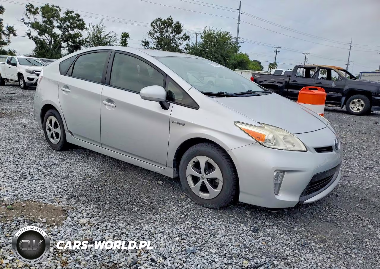 2012 Toyota Prius Two VIN:JTDKN3DU1C1558480 - 4