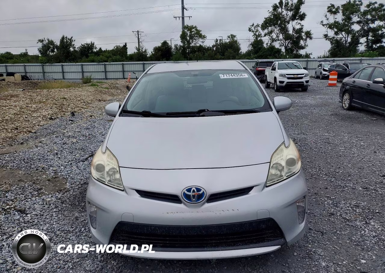 2012 Toyota Prius Two VIN:JTDKN3DU1C1558480 - 5