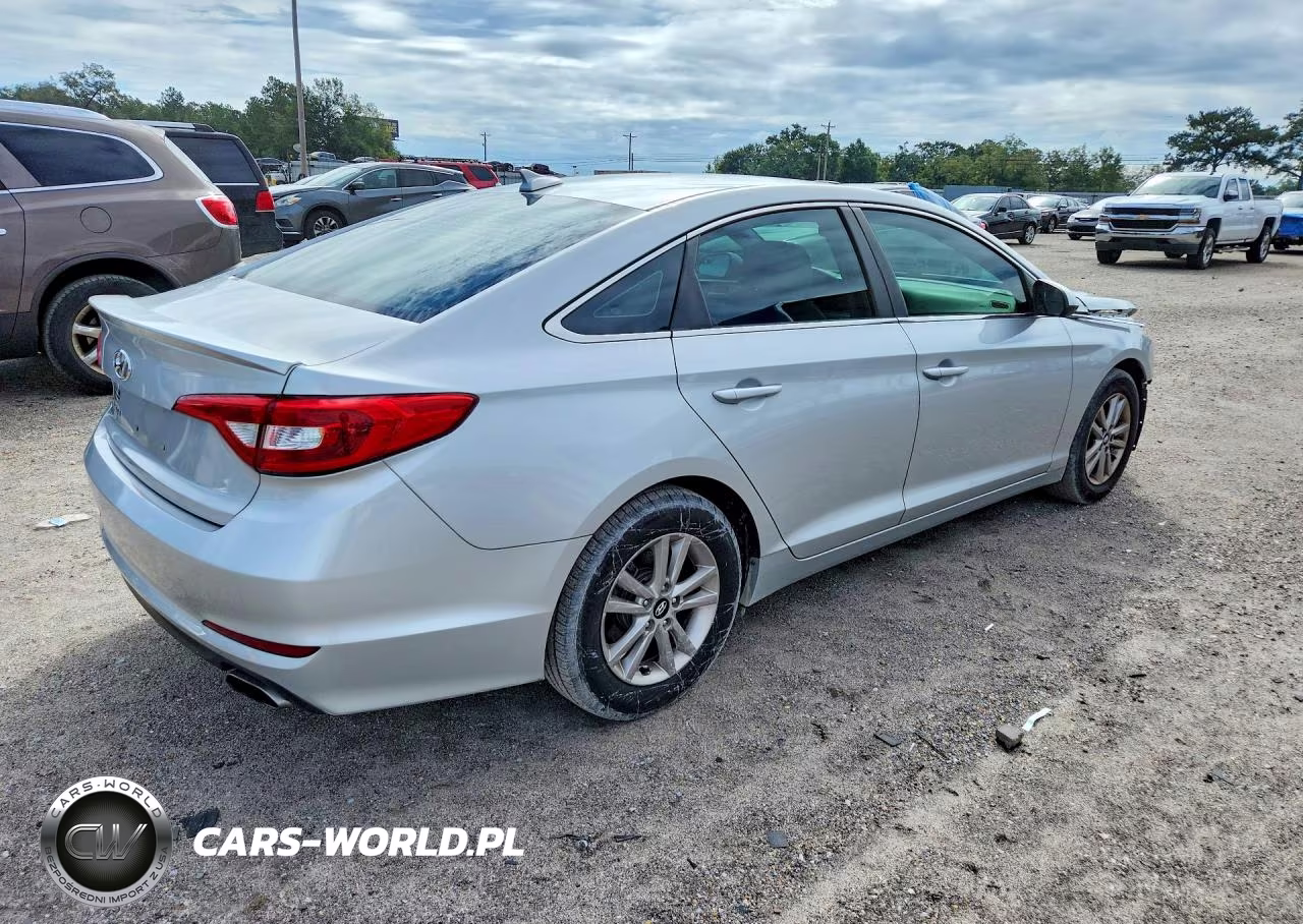 2016 Hyundai Sonata Se VIN:5NPE24AF7GH433905 - 3