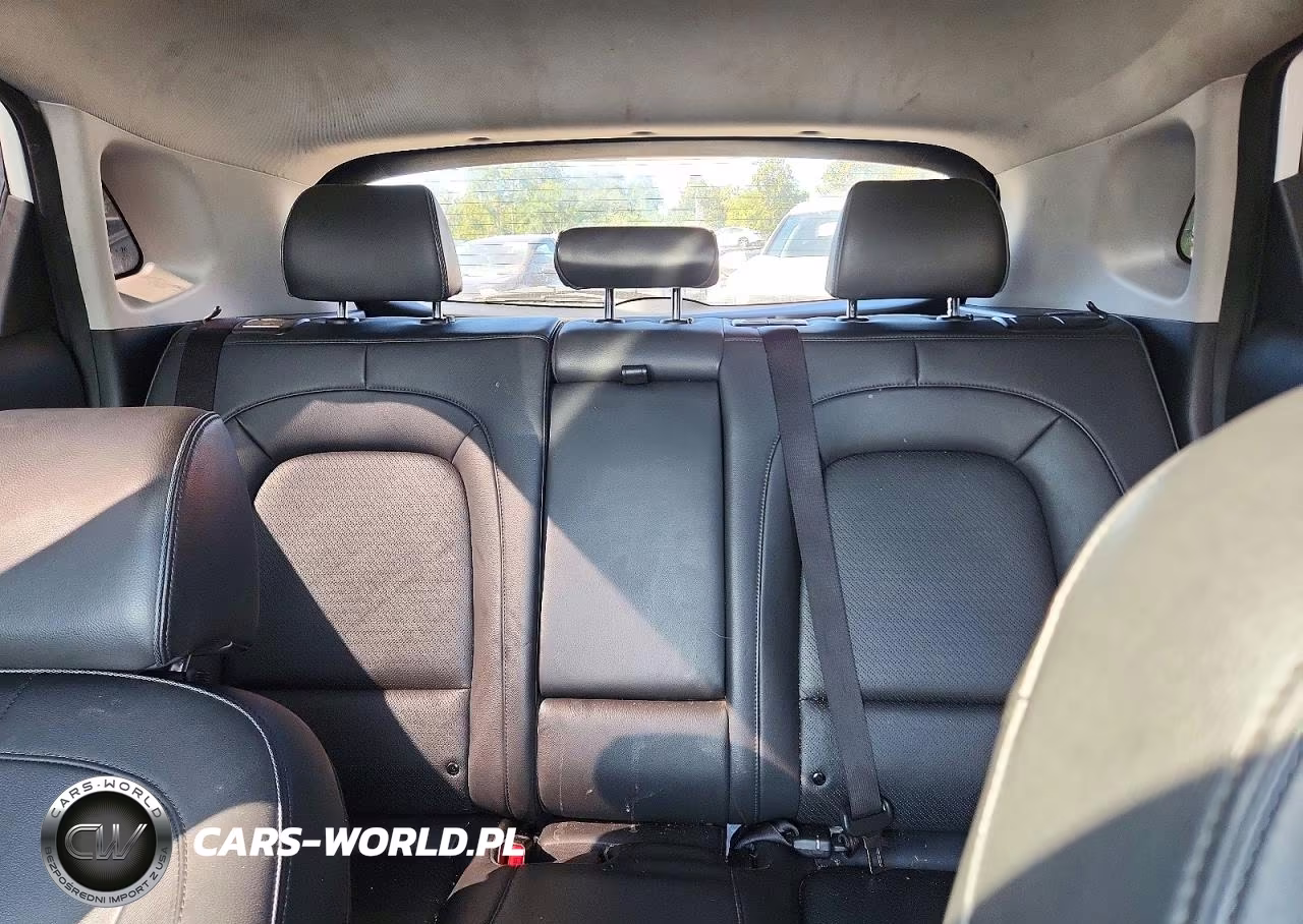 2021 Hyundai Kona Limited VIN:KM8K33AG1MU129209 - 10