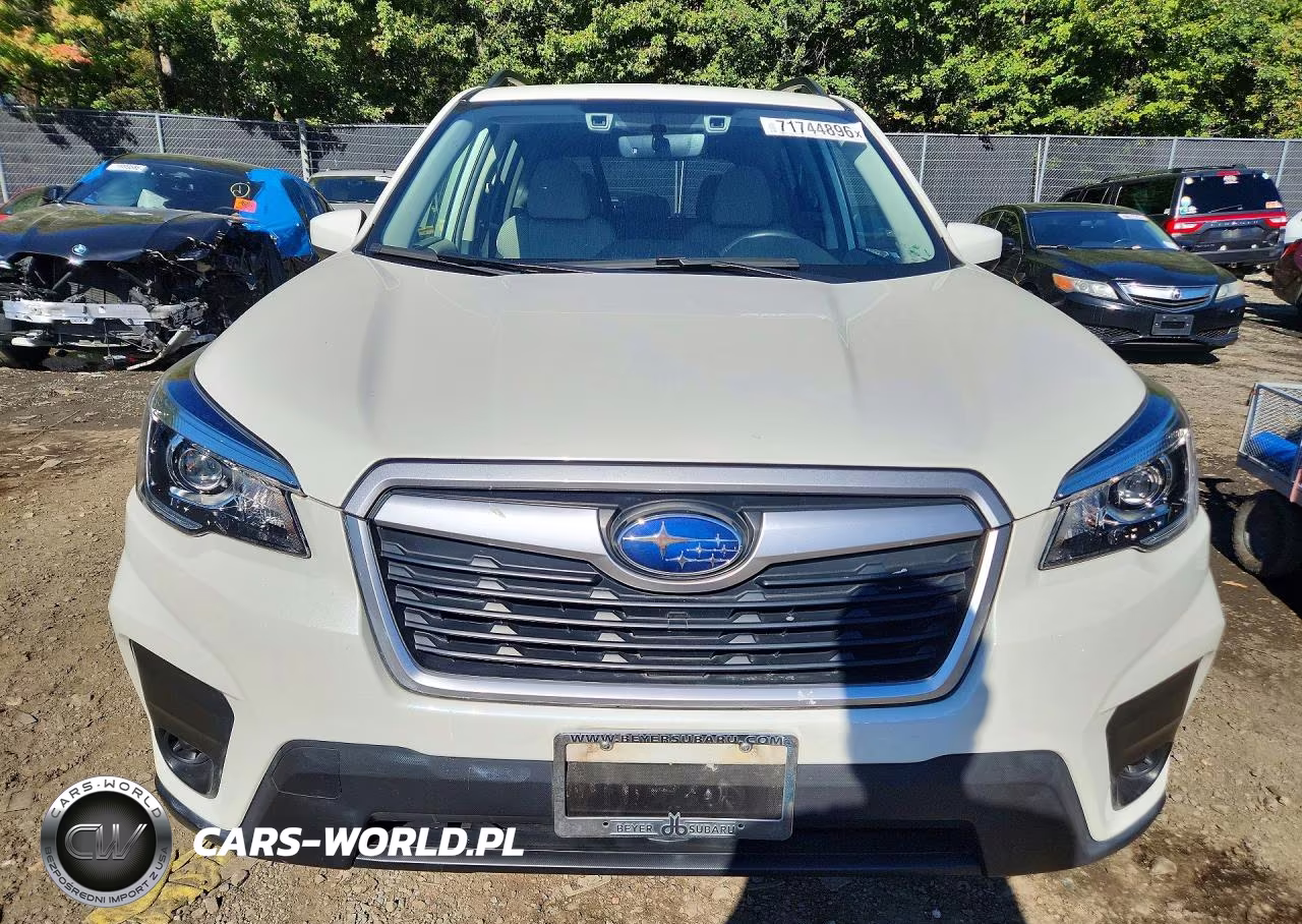 2020 Subaru Forester Premium VIN:JF2SKAJC8LH406178 - 5