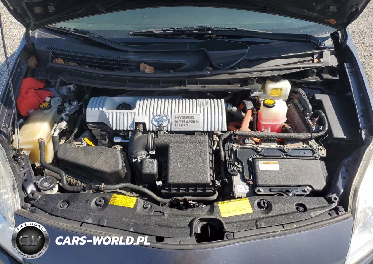 2014 Toyota Prius Two VIN:JTDKN3DU1E1742644 - 11