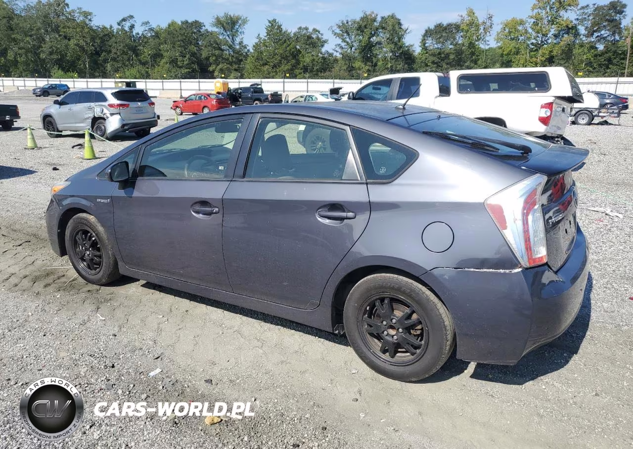 2014 Toyota Prius Two VIN:JTDKN3DU1E1742644 - 2